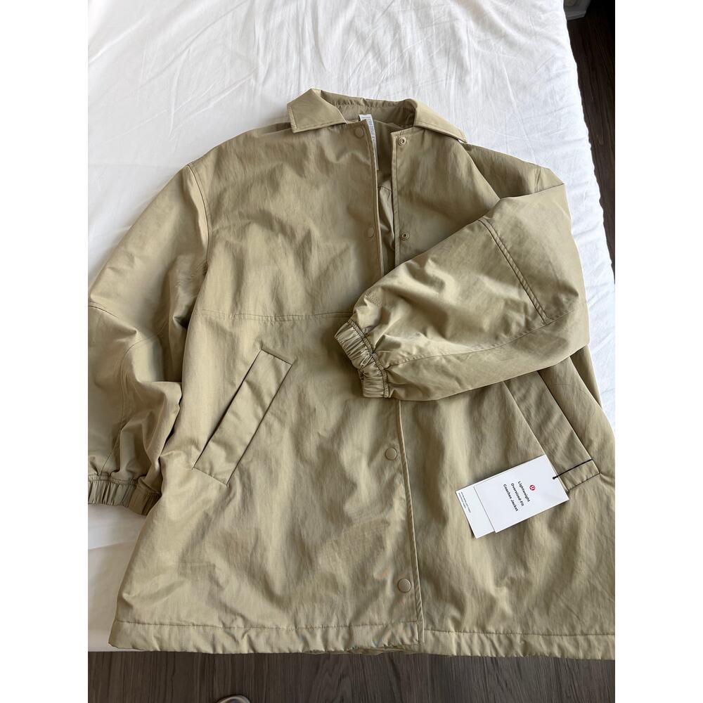 NWT Lululemon Lightweight Oversized-Fit Coaches Jacket in size Small